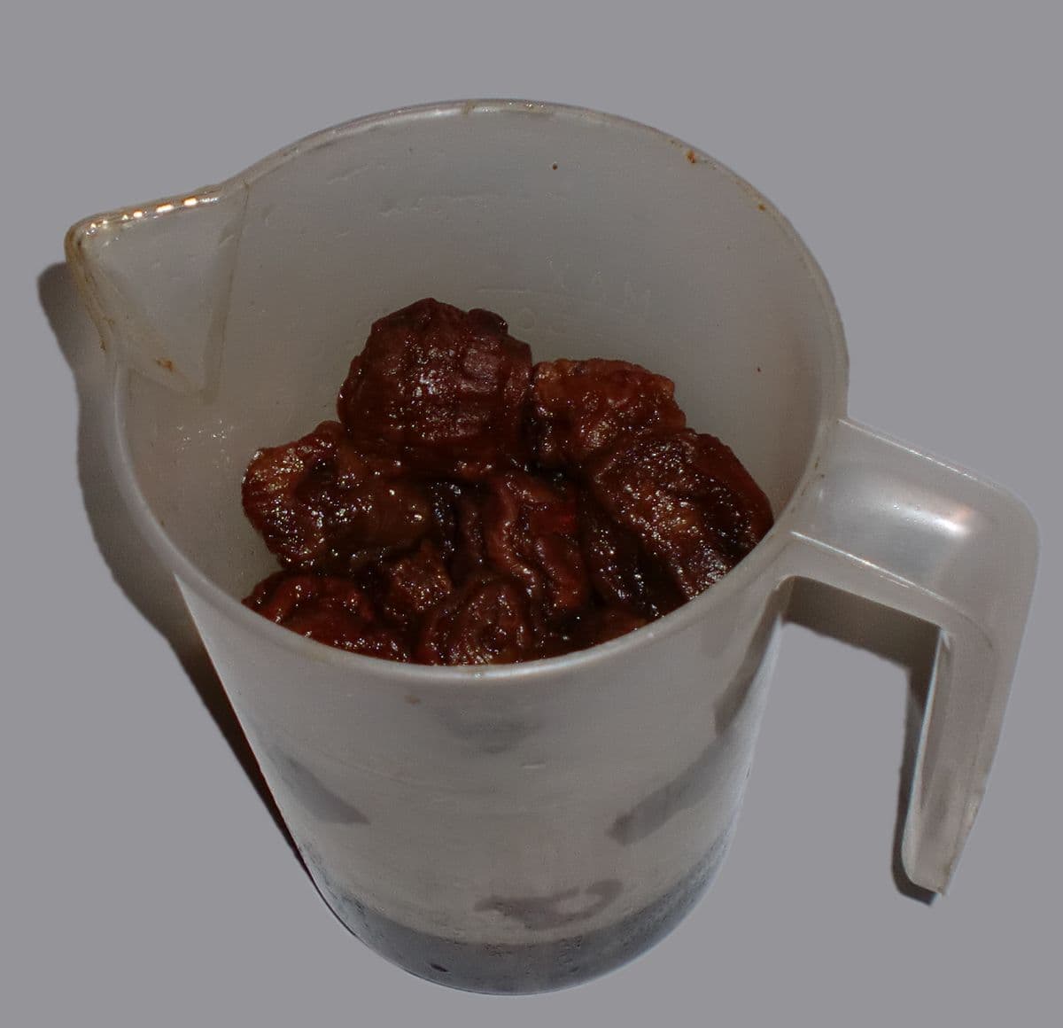 モコチンチ（干し桃のコンポートドリンク）