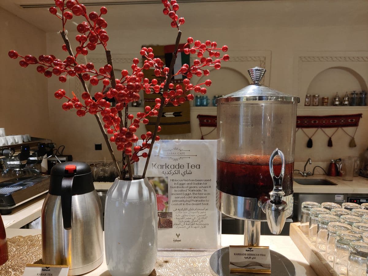 カルカデー（ハイビスカスティー）