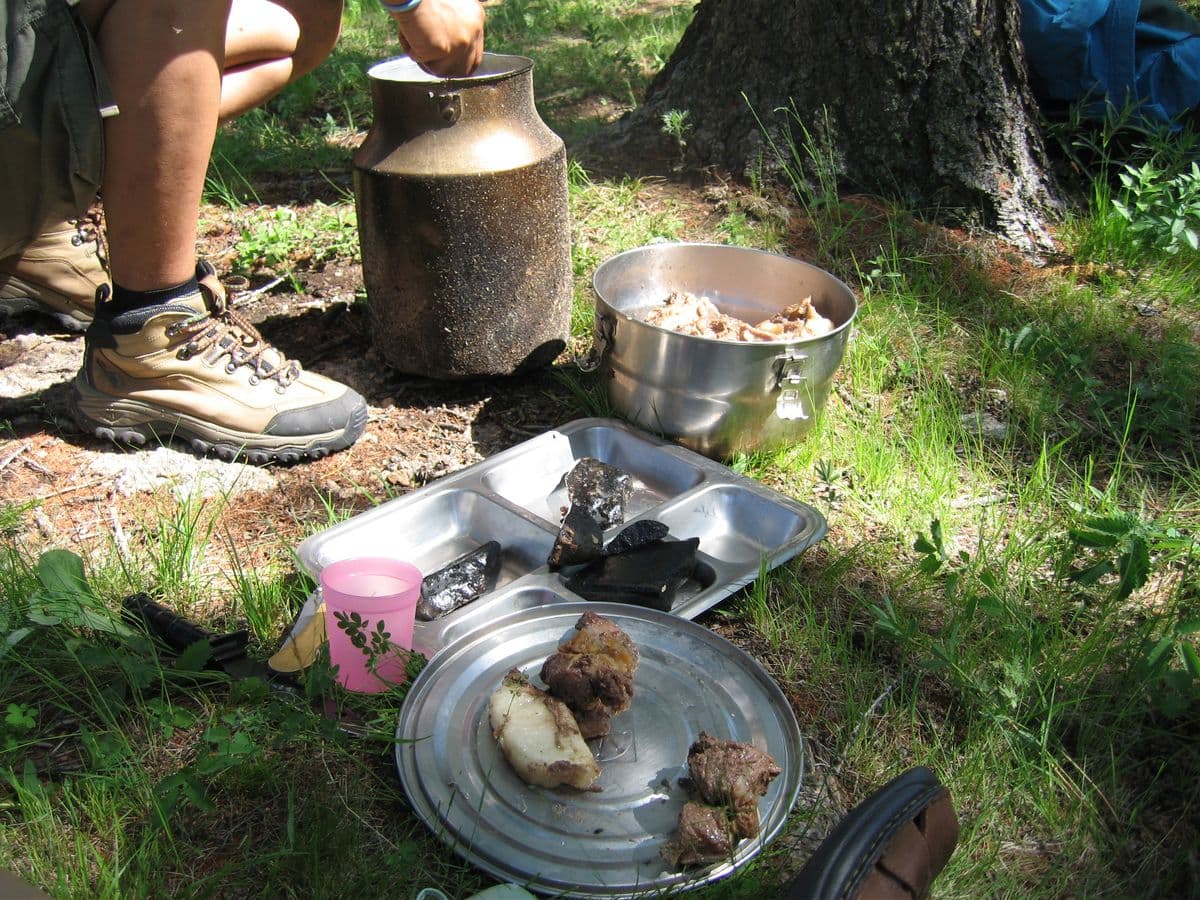 ホルホグ（石焼き羊肉）
