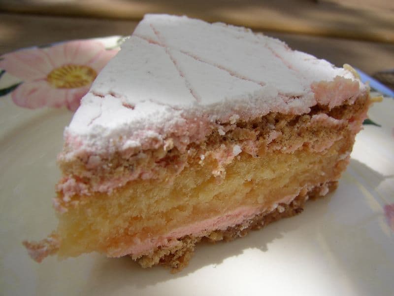 ツーガー・キルシュトルテ