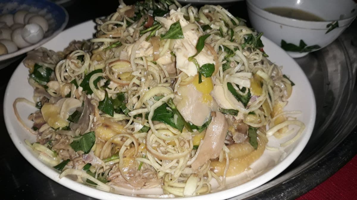 ゴイ・ガー(ベトナム風チキンサラダ)